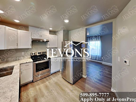 3rd image of 1206 W Nob Hill Blvd