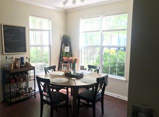 2641 S Vance Ct #103, Arlington, VA 22206