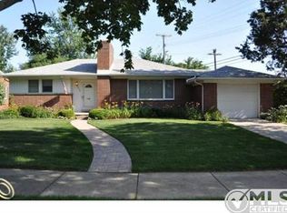4214 Sheridan Dr, Royal Oak, MI 48073