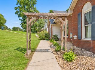 183 Hickory Hollow Dr, Dickson, TN 37055