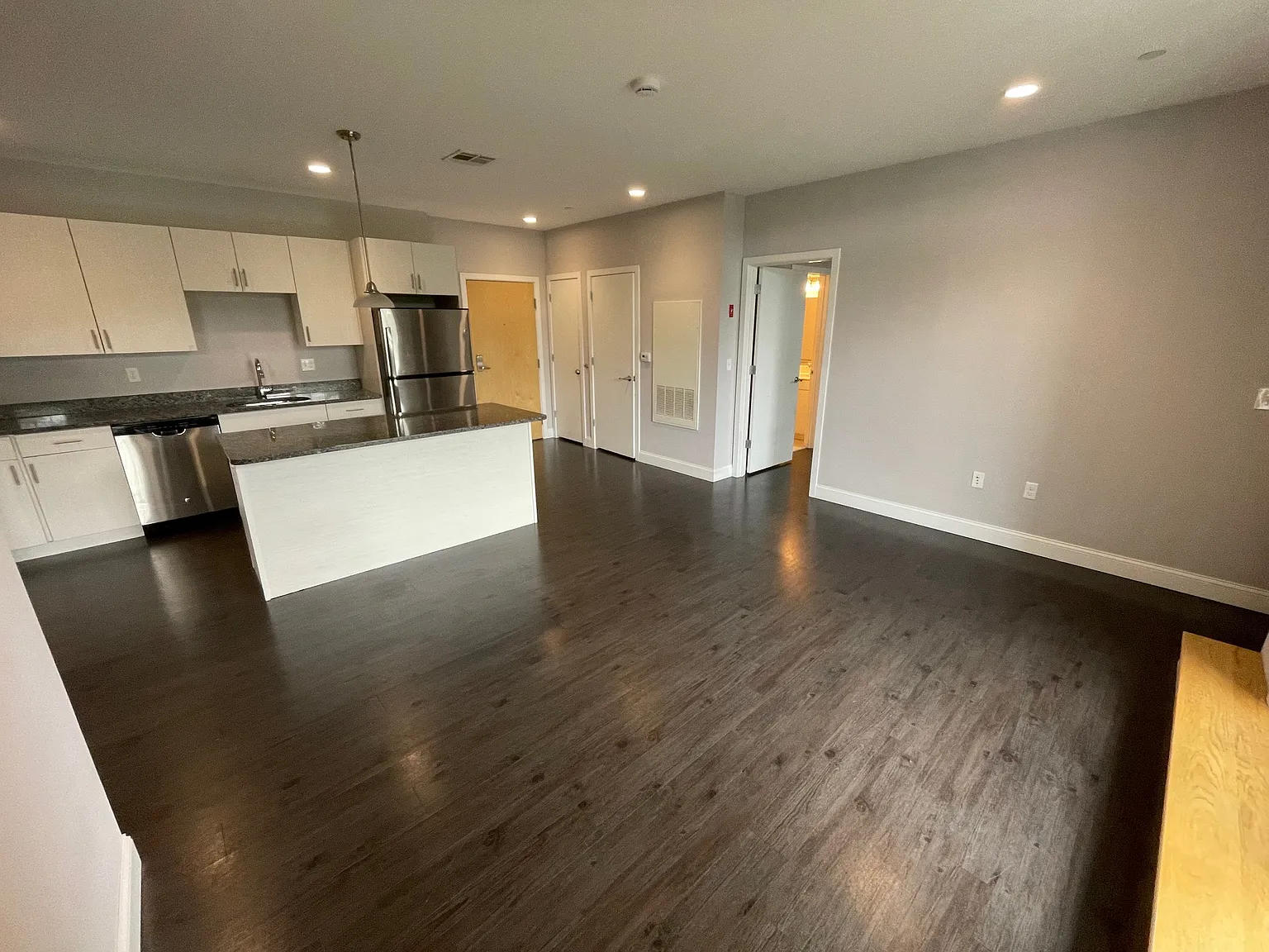 431 River Street — Photo 4