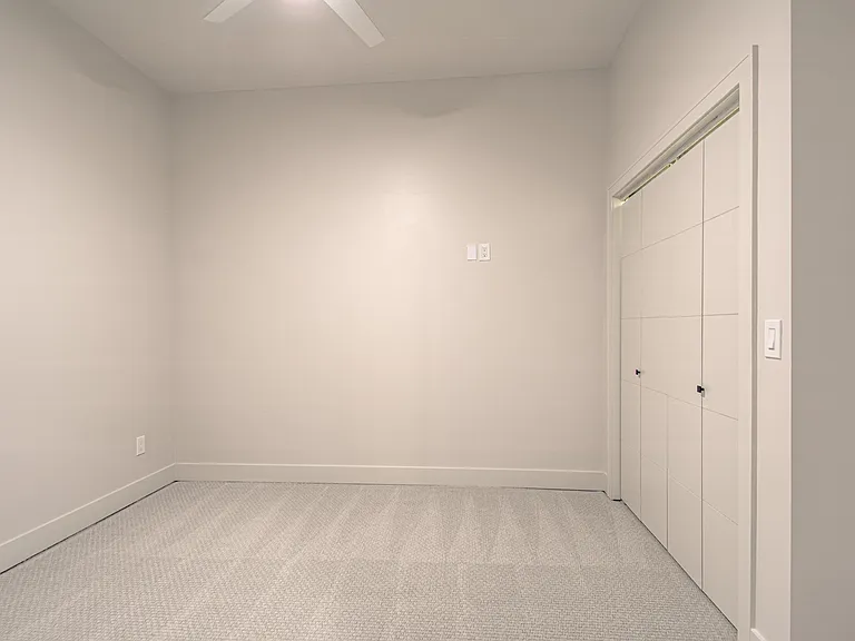 200 W Gregory Blvd #202 — Photo 14