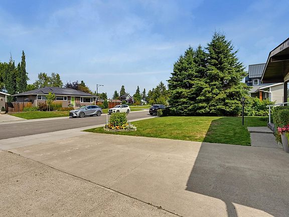4th image of 14711 82nd Ave NW