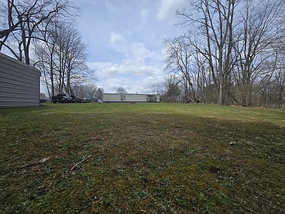 5th image of 597 Ritchie Farm Rd