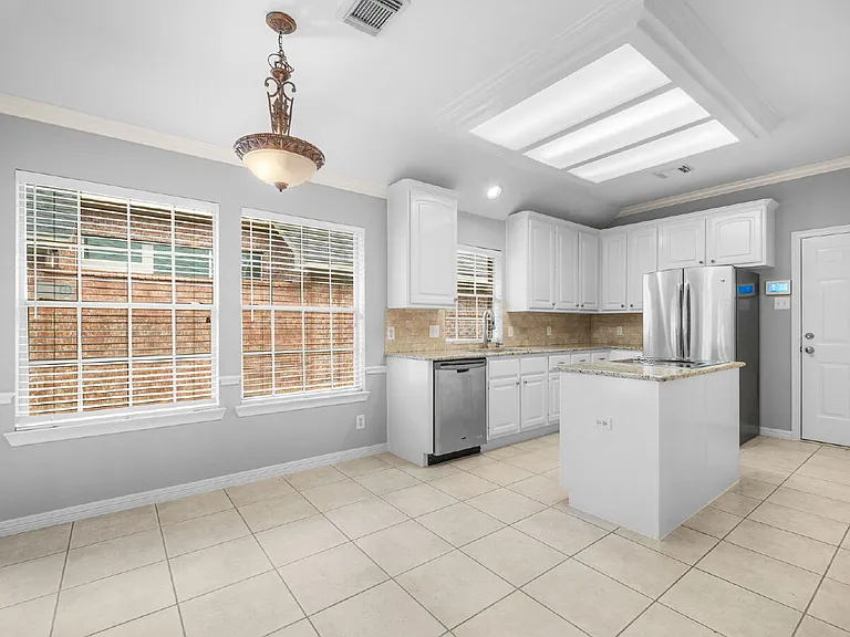 58 W Sienna Pl — Photo 8