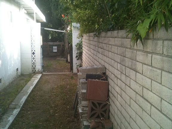 4th image of 9322 Marietta Ave