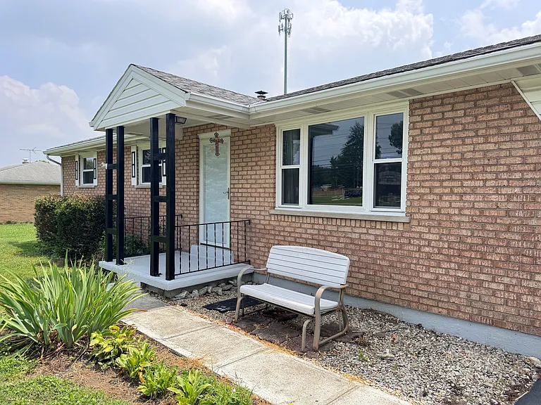 7361 Fields Ertel Rd — Photo 39
