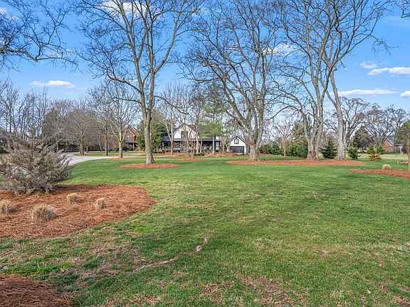 2nd image of 2696 Barfield Rd