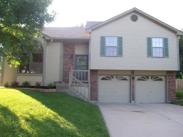 412 SE Onyx Dr, Lees Summit, MO 64063