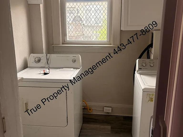 2635 Park Heights Ter — Photo 12