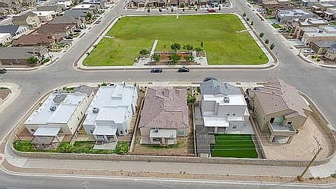2nd image of 12753 Valentin Ave