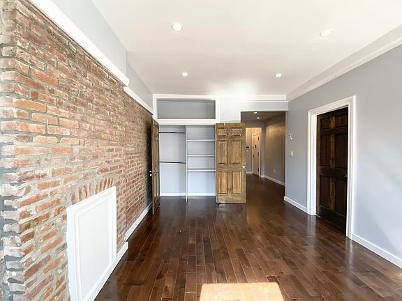 4th image of 381 Atlantic Ave APT 3