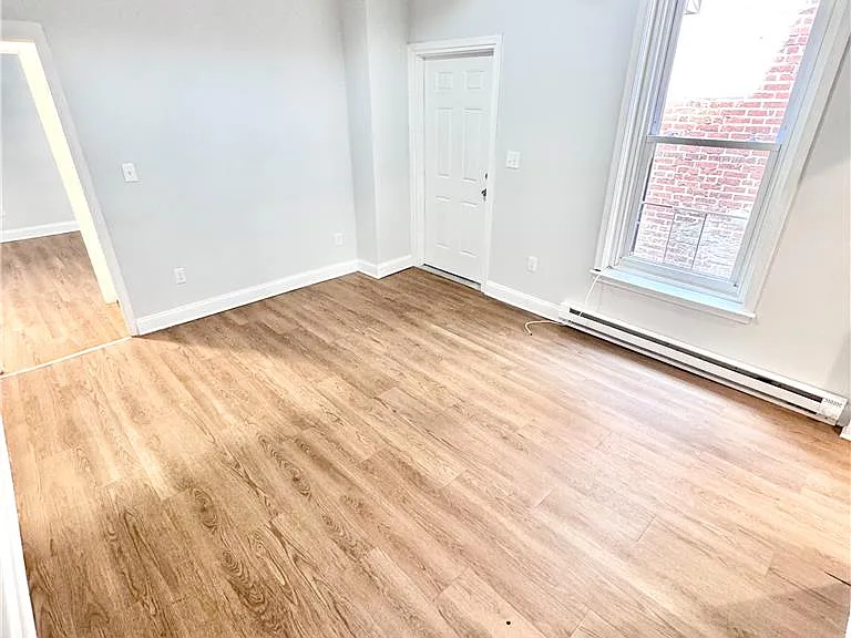 829 W Linden St #1 — Photo 3