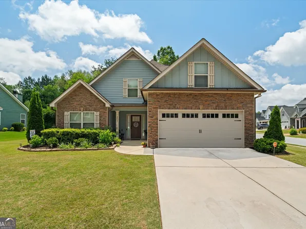 207 Brookstone Dr, Carrollton, GA 30116
