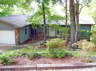 32 Sierra Dr, Hot Springs Village, AR 71909