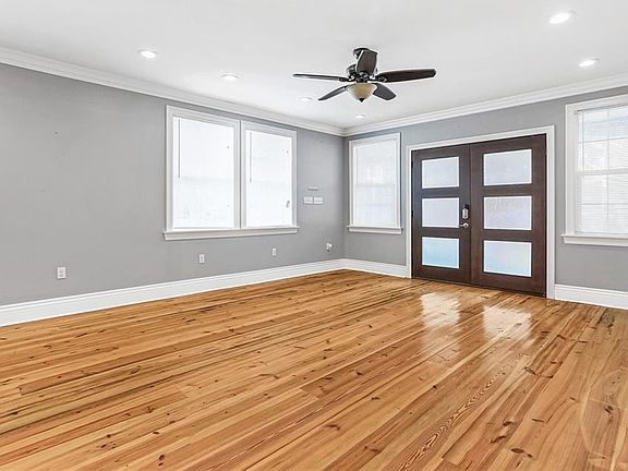 2nd image of 2630-32 Peniston St