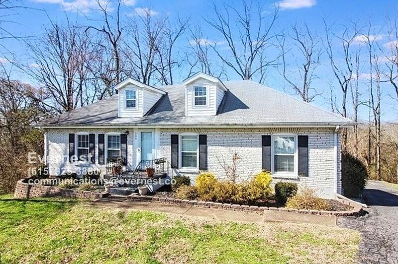 1st image of 300 Ladybird Dr