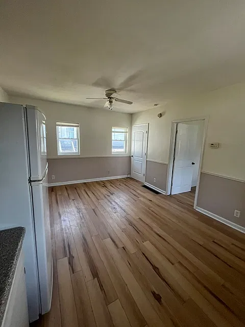 1 bed, 960 sqft, $875 — Photo 3