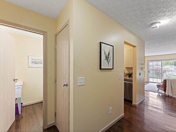 4th image of 4083 Blendon Point Dr #62D