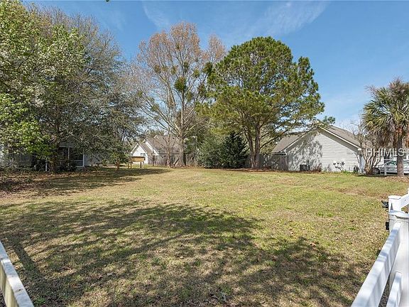 3rd image of 8 Capers Creek Dr