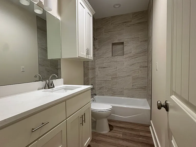1210 N Glass St — Photo 10