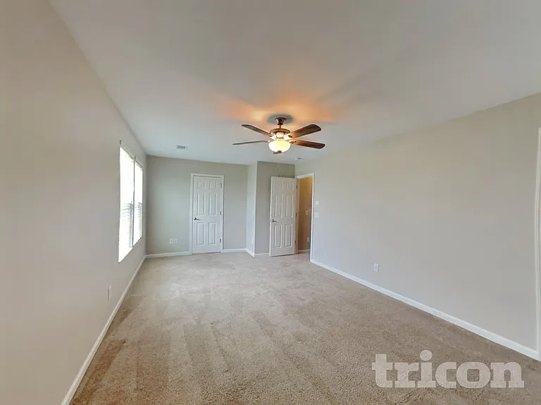 2640 Jordan Ridge Dr — Photo 8