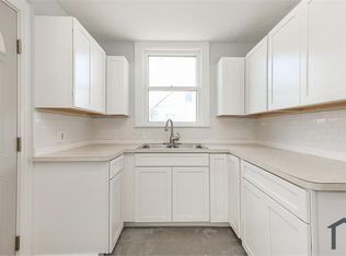 5577 Grasmere Ave, Maple Heights, OH 44137