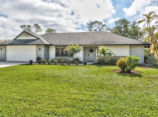 2413 Kings Lake Blvd, Naples, FL 34112