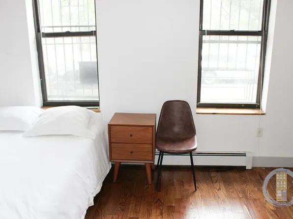 1886 Eastern Parkway image 8 of 10