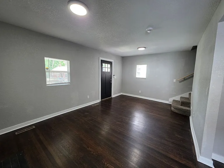 3728 Bales Ave — Photo 3