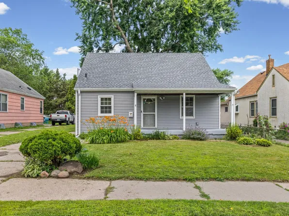 1125 Farrington St, Saint Paul, MN 55117