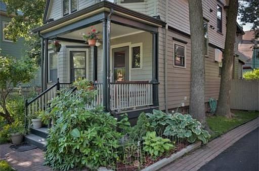 4th image of 3 Larchmont St