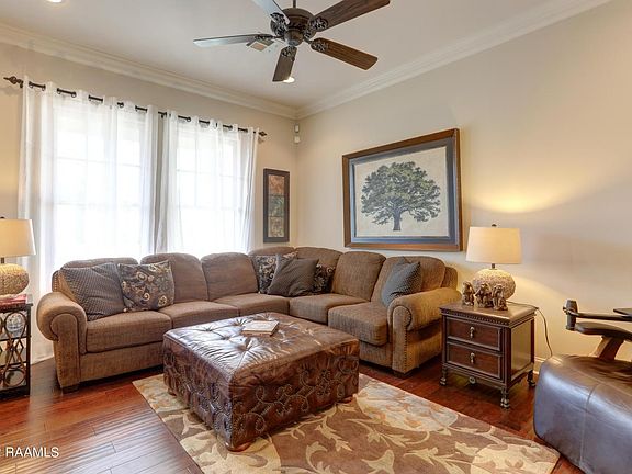 2nd image of 208 Traditions Dr