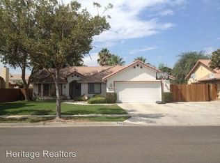 1049 Hanover Ave, Lemoore, CA 93245