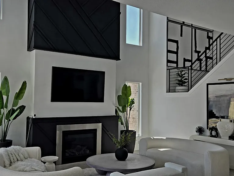 5304 Statesman Ln — Photo 4