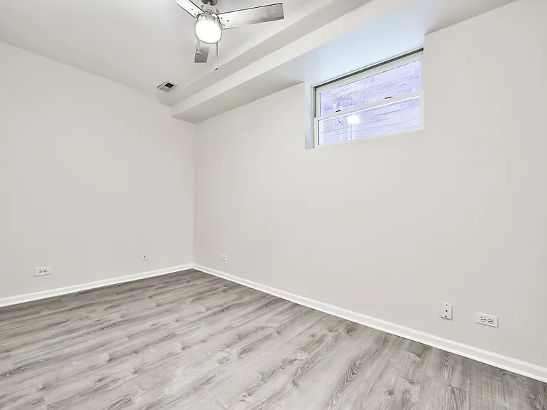 3230 N Seminary Ave #1 — Photo 15