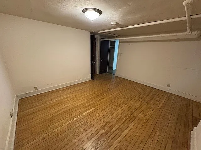 2024 Kendall Ave #5 — Photo 13