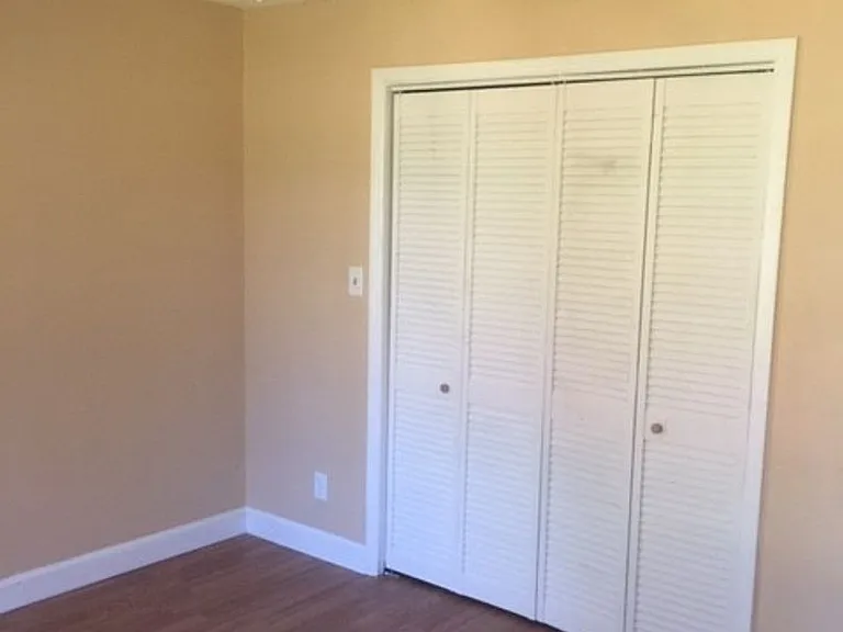 210 Pineleaf Ln — Photo 13