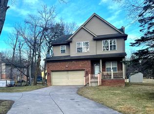 23804 Berg Rd, Southfield, MI 48033