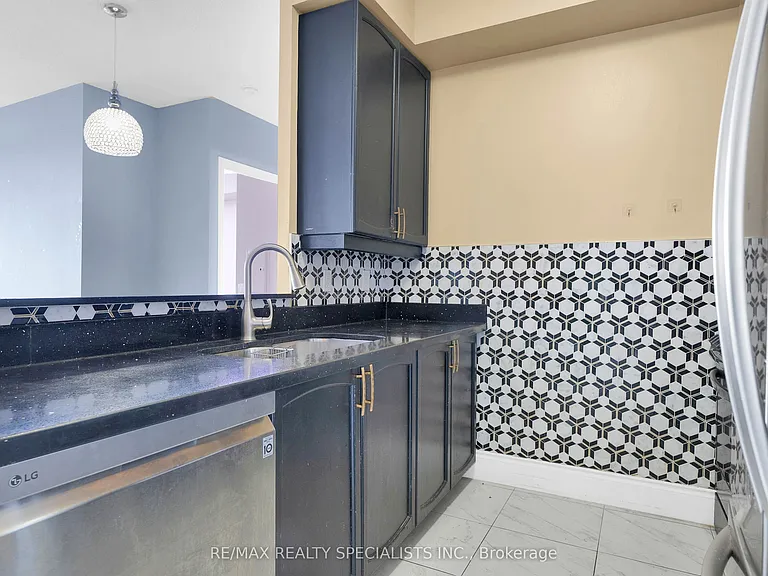 710 Humberwood Blvd #1404 — Photo 9