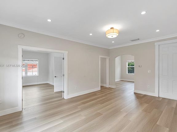 2nd image of 2431 Biscayne Blvd #1