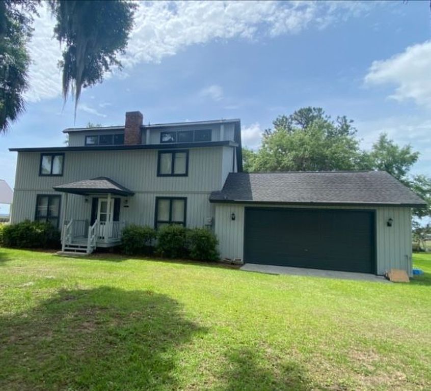 111 Bluff Dr - Property Image