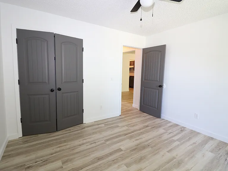 122 Fairway Ave #124 — Photo 17