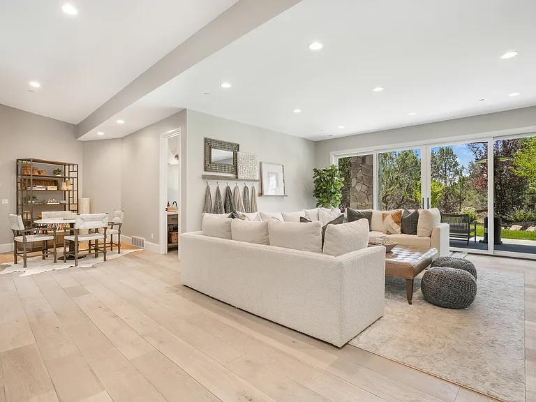 227 N Ibapah Peak Dr — Photo 9