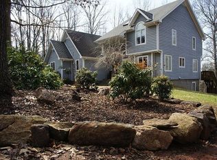 5900 Burnett Ln, Advance Mills, VA