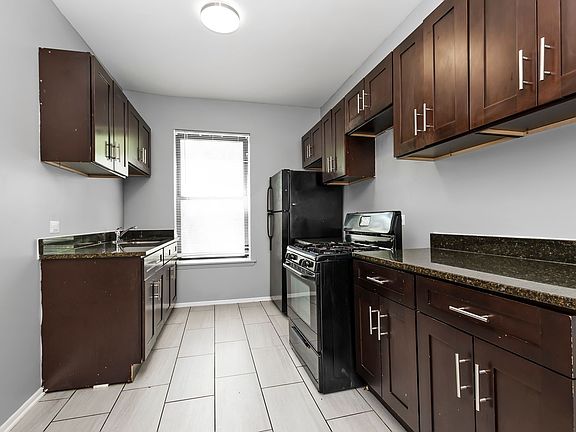 5th image of 4352-58 S Indiana Ave #4358-2