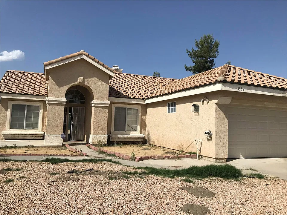 1338 Avenida Floribunda