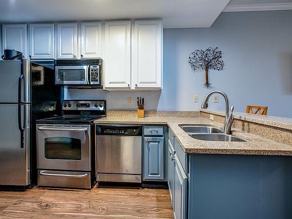2nd image of 215 W College Ave APT 711