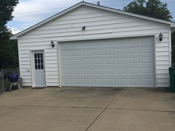 Oversized Garage