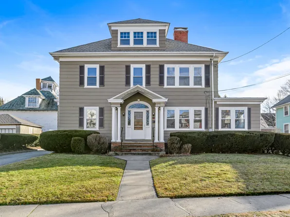 18 Moorland Ave #1, Providence, RI 02905
